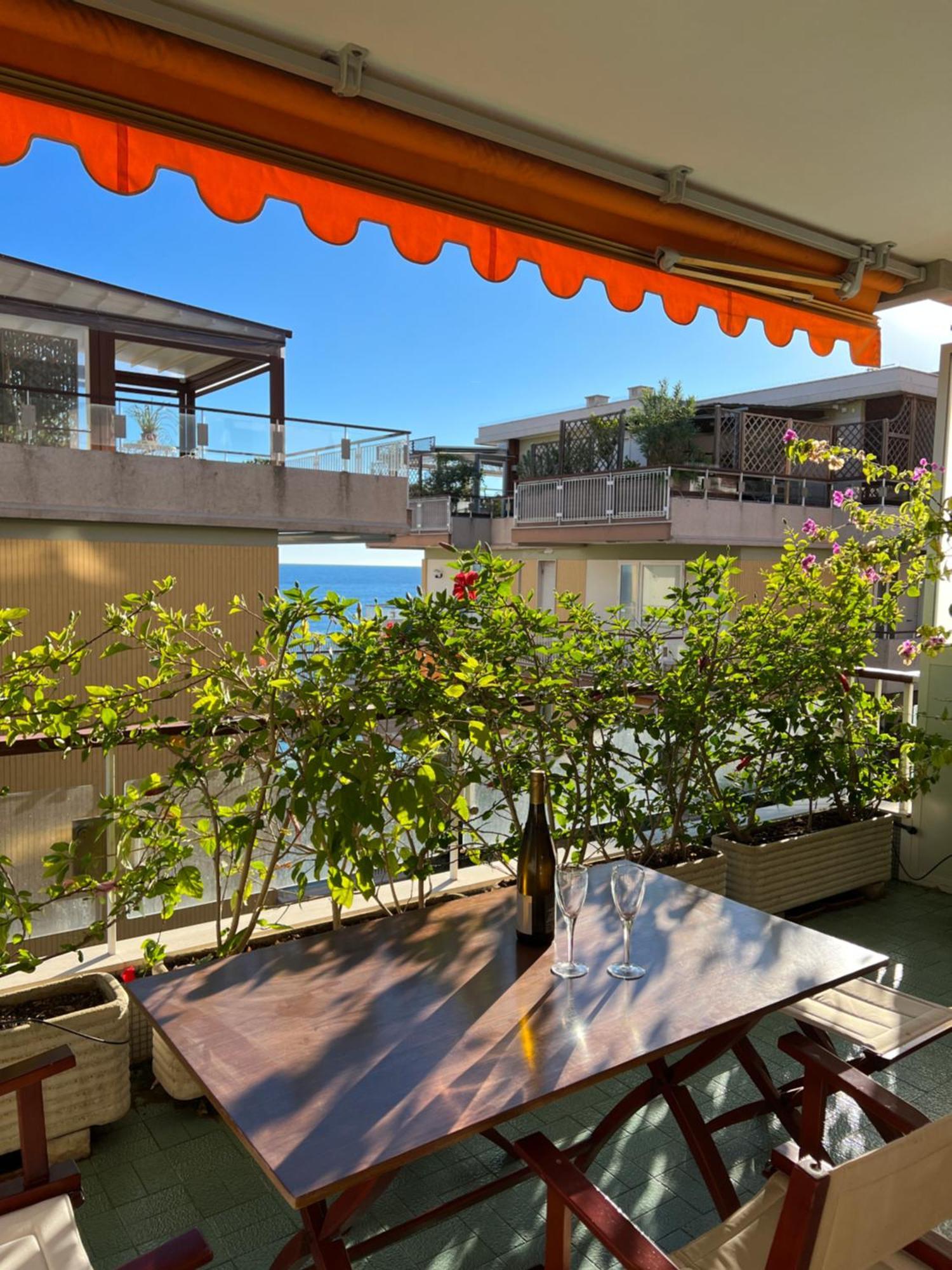 Tre Ponti Beach Apartment - Terrazzo Vista Mare ซานเรโม ภายนอก รูปภาพ